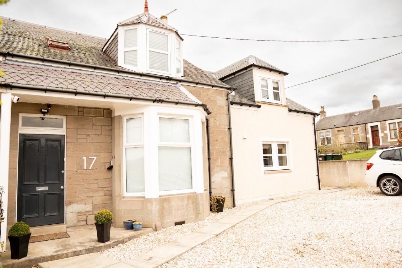 4 Private Bedroom House With 3 Parking Spaces Free Perth Exterior foto