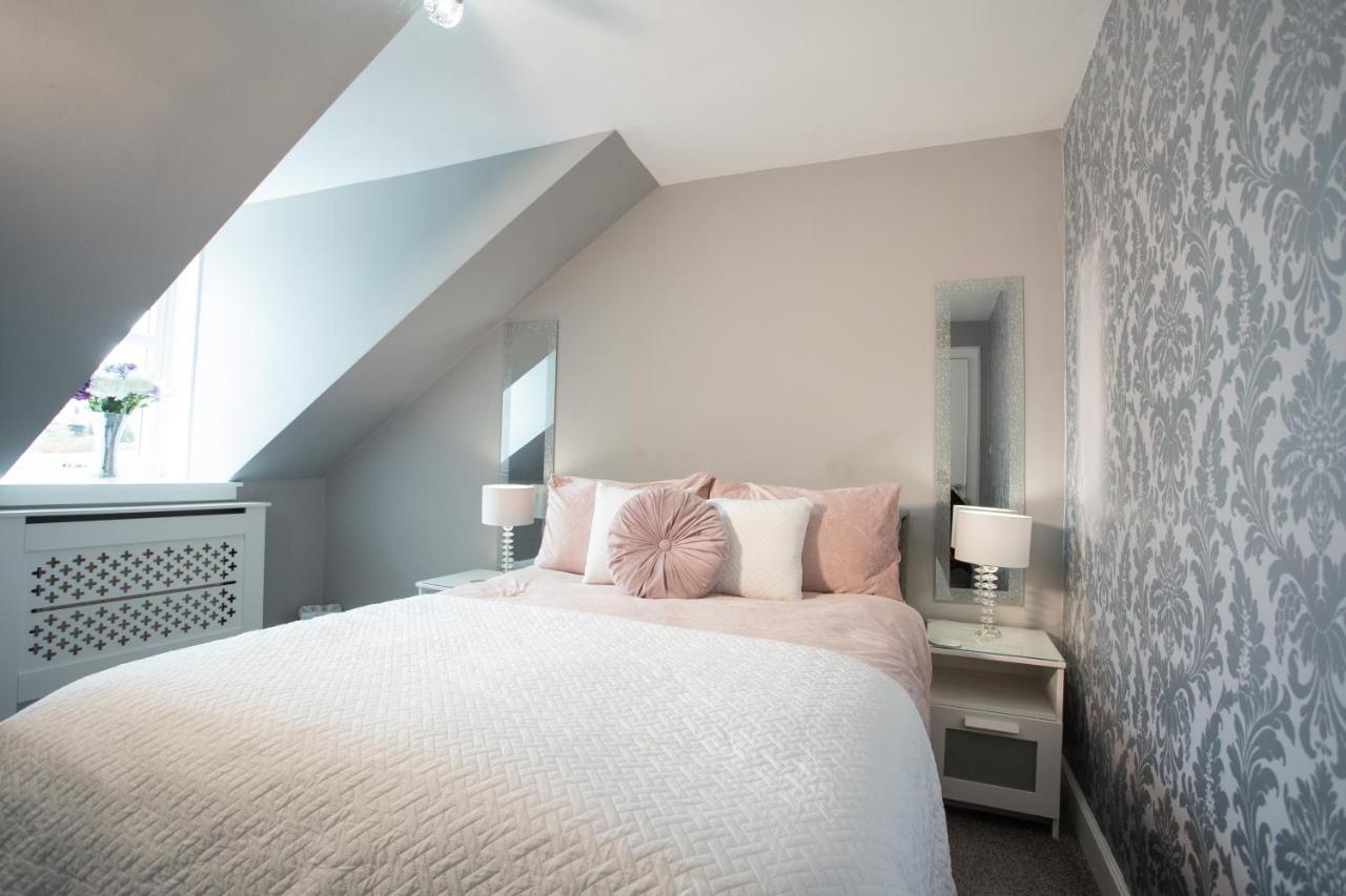 4 Private Bedroom House With 3 Parking Spaces Free Perth Exterior foto